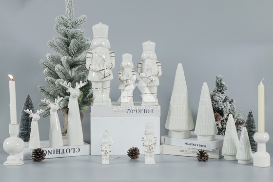 Decorative Ceramic Christmas Crafts to Impress