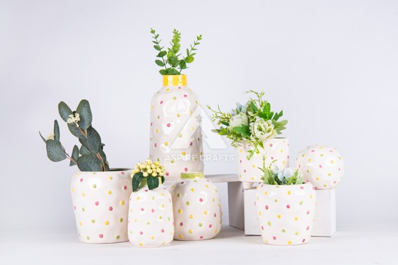 Ceramic Floral Vase for Indoor Gardening