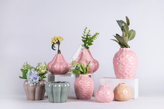 Home Décor with Ceramic Vase