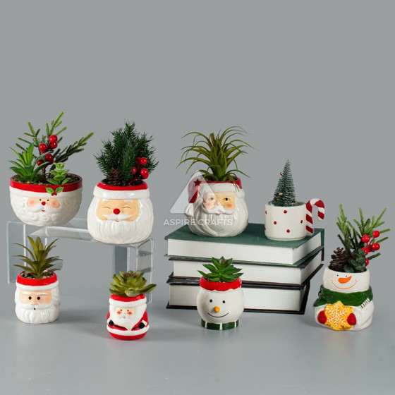 Ceramic Christmas Planter: Festive Blooms for the Season