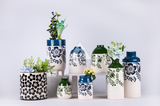 Garden of Flowers Ceramic Pot