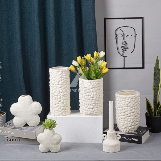 Ceramic Vase with Candleholder for Home Office Elegance