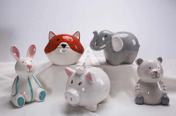 Ceramic Animal Ornaments: Perfect for Any Gift