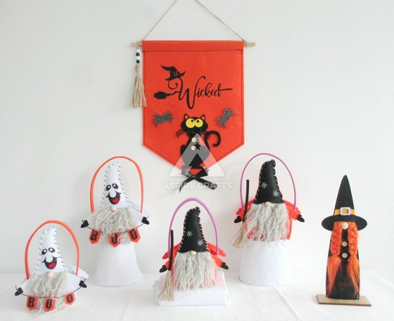 Creepy Fabric Creations for Halloween Bags