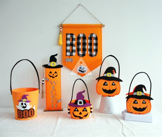 Haunted Textile Crafts for Ghostly Bags