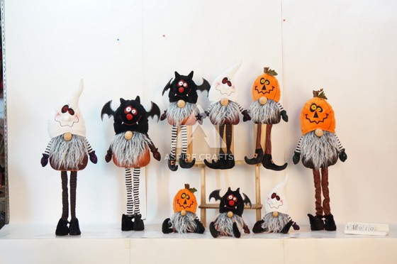 Fabric Ghosts & Goblins: Charming Halloween Displays