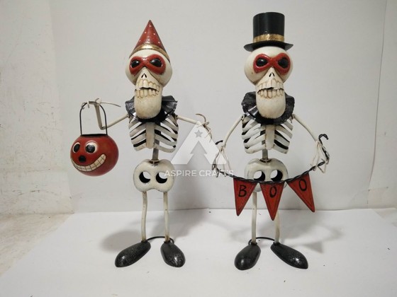 Haunting Iron Halloween Character Ornament for Your Home