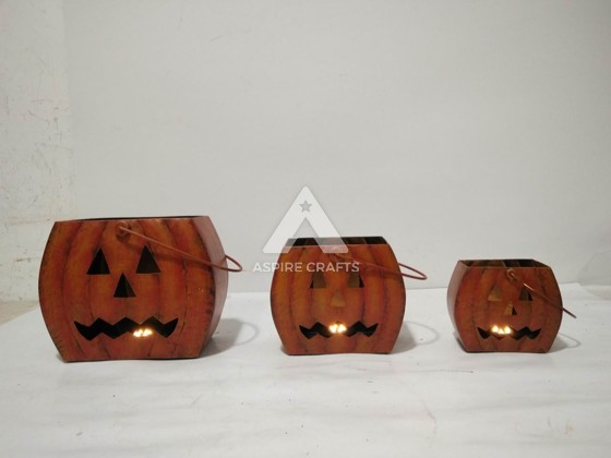 Spooky Iron Pumpkin Decor for Halloween