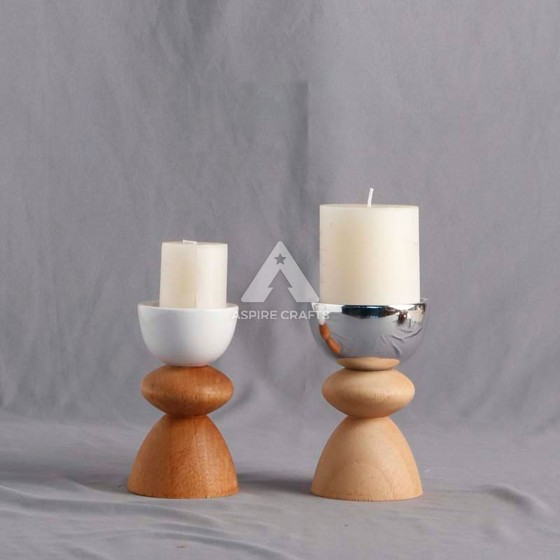 Wooden Candleholder with Natural Wood Grain