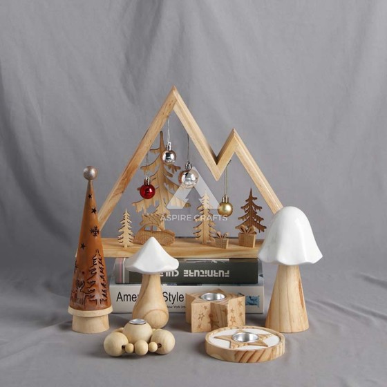 Rustic Wood Triangle-Shaped Christmas Tree Decor