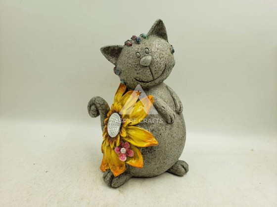 Polyresin Artwork: Garden Cat Sculpture