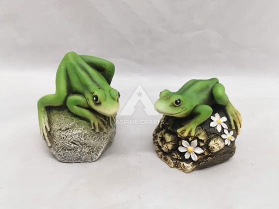 Polyresin Garden Frog Ornaments: A Lively Addition