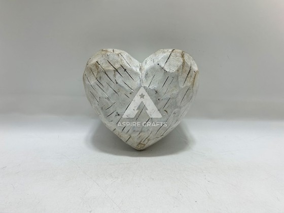 Polyresin Heart-Shaped Stone for Garden Decor