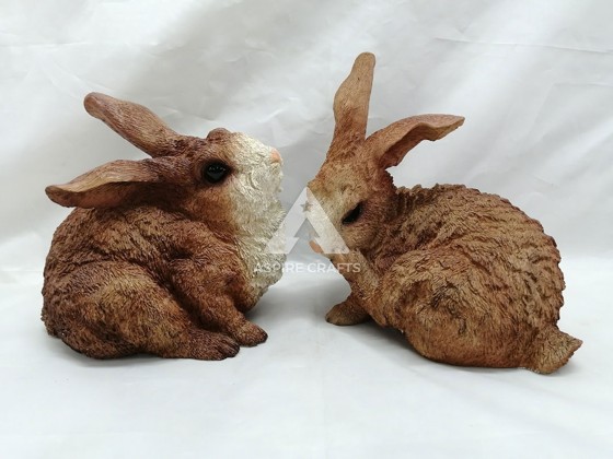 Polyresin Garden Rabbits: Outdoor Ornaments