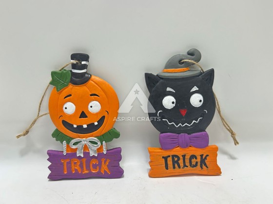 Charming Polyresin Pumpkin Decor: A Festive Accent for Halloween